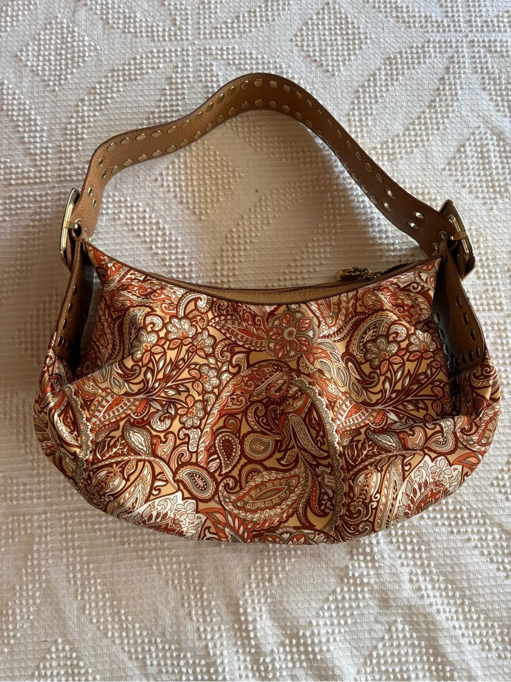 Kathy Van Zeeland Orange and Cream Paisley Shoulder Hobo Bag Y2K Boho Retro